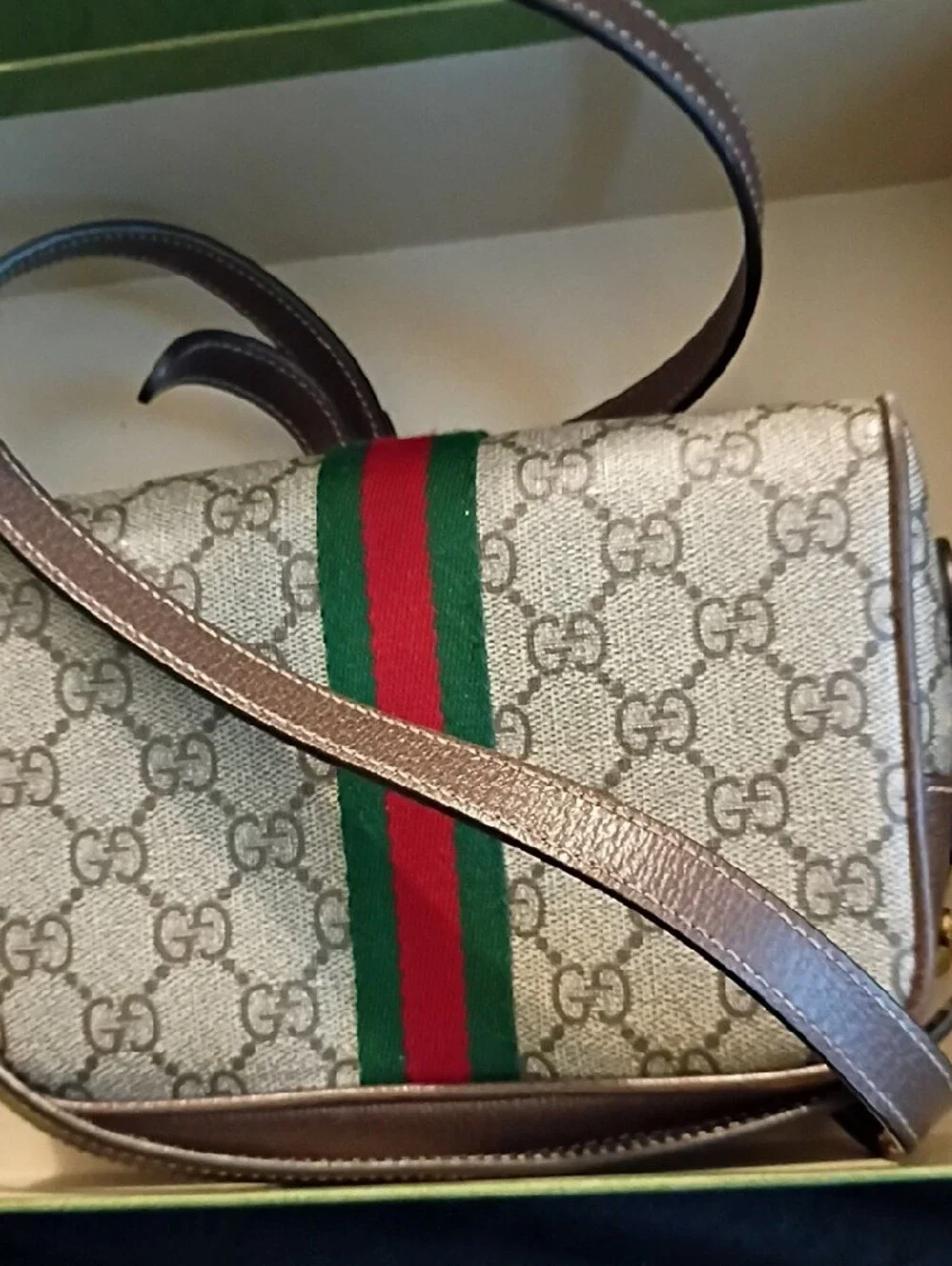 Gucci Beige/Brown Monogram Crossbody with Green-Red Web - Picture 3 of 11